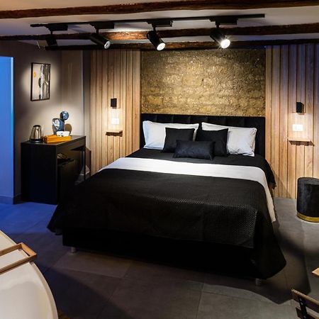 Pendino Rooms Napoli Bagian luar foto